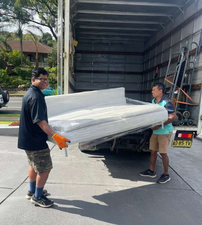 removalist in Girraween