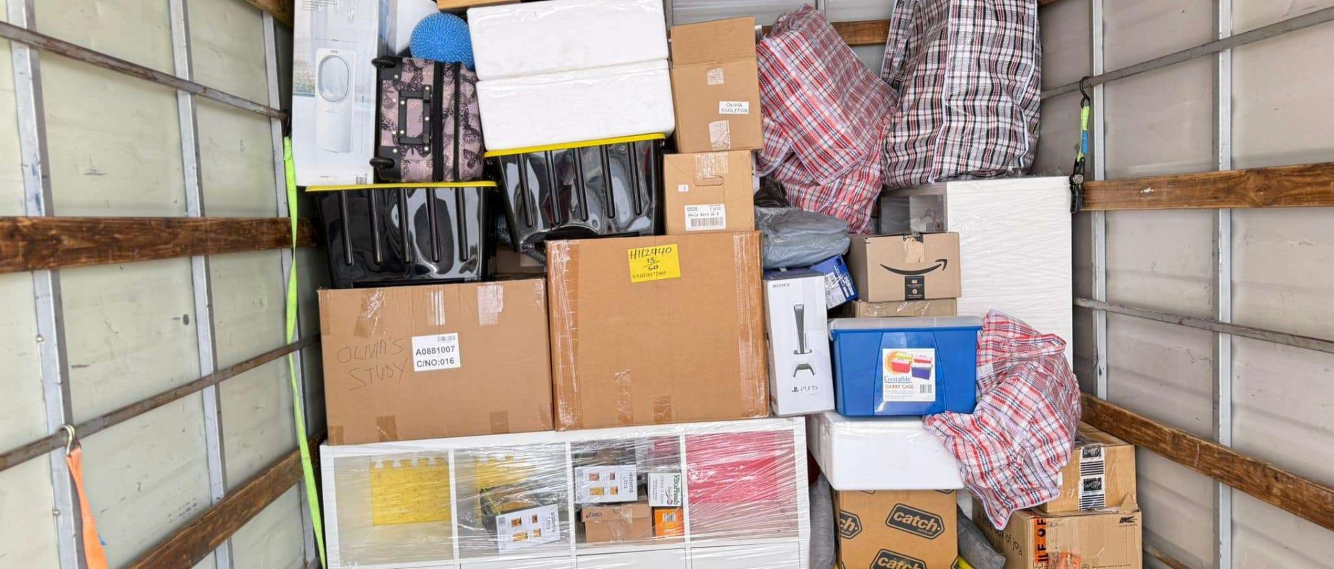 Smooth Castle Cove Moves, Handled Professionally